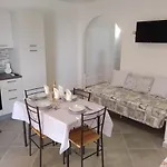 Residenza Rosa Maria Nyaraló *