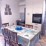 Nyaraló Residenza Rosa Maria *