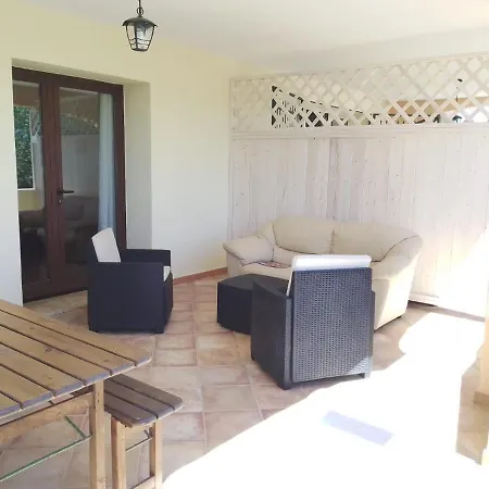 Residenza Rosa Maria בית נופש אורוסיי