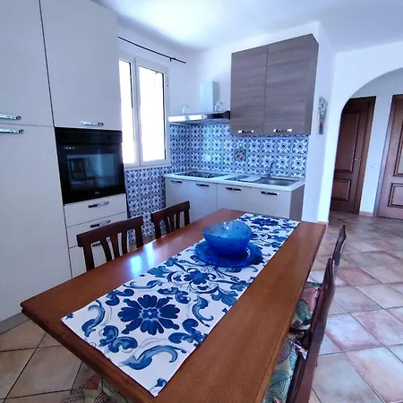 Residenza Rosa Maria Nyaraló Orosei
